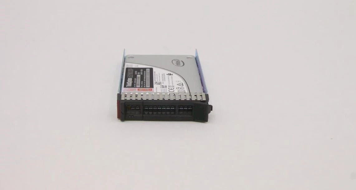 01KR467 LENOVO - Intel S3520 800GB Enterprise Entry SATA G3HS 2.5in SSD